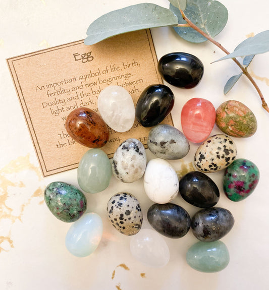 Beautiful Mini Crystal Egg 20mm - Balance, Strength & Possibility