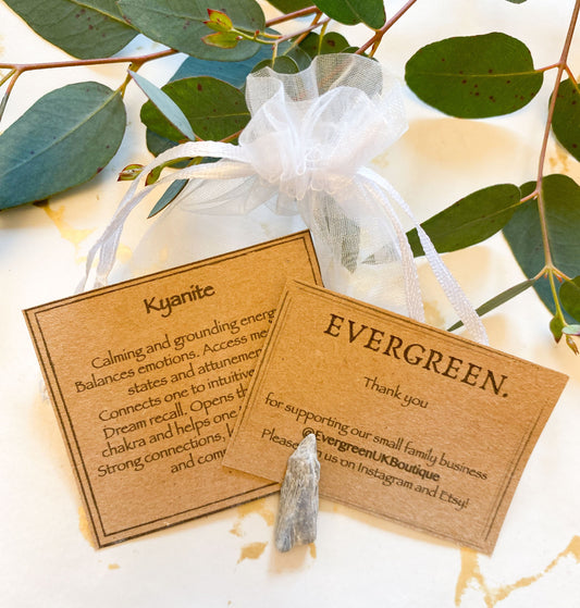 Raw / Rough Kyanite Crystal - Grounding, Balance & Intuition