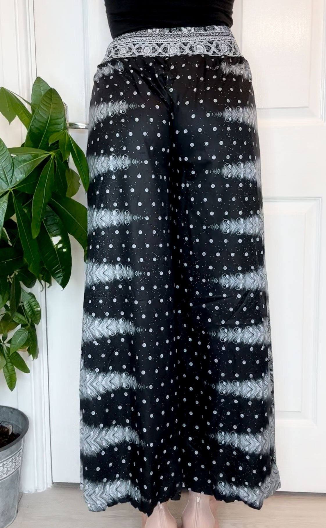 Black & White Ornate Print Wrap Trousers Skirt