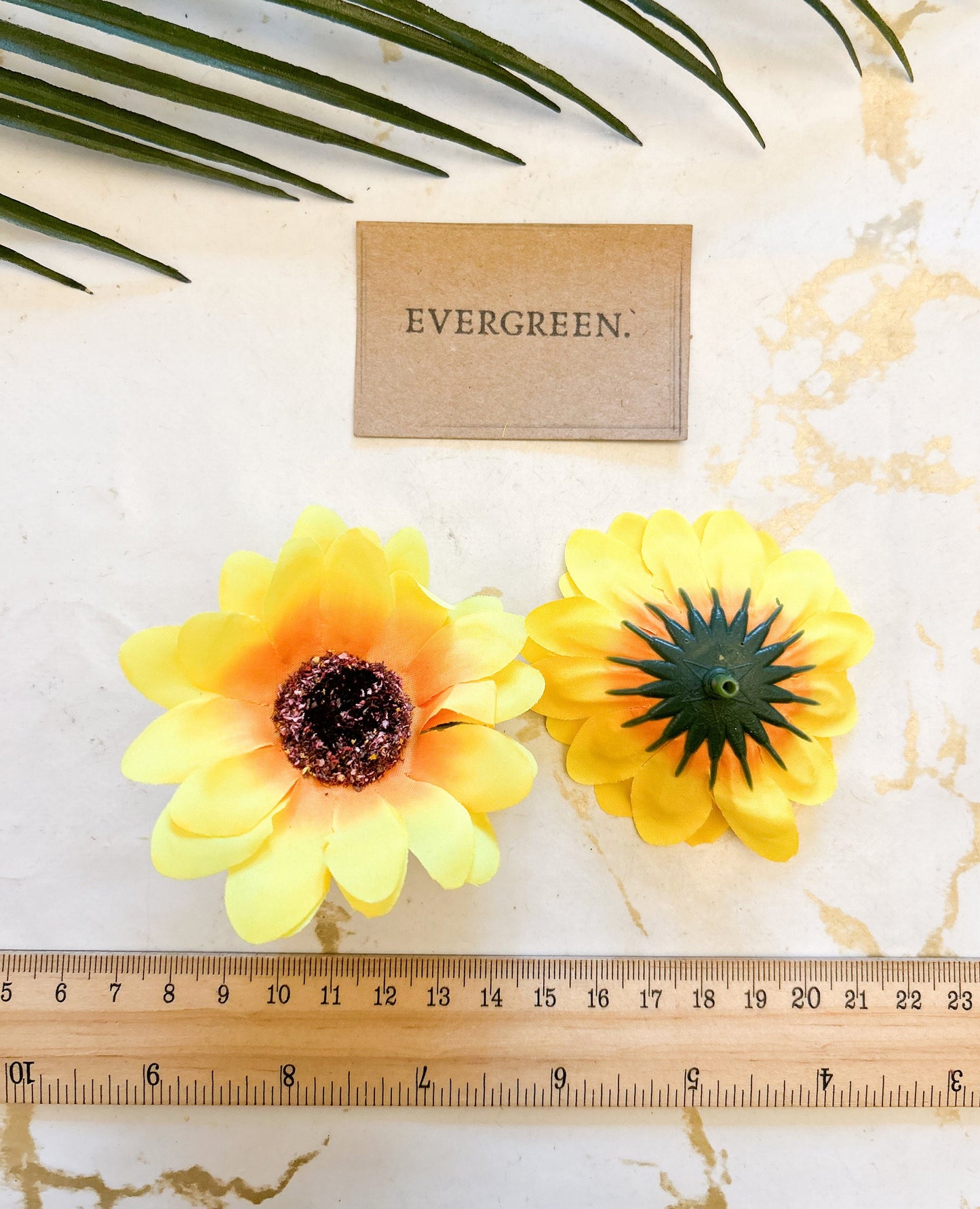 Artificial Daisy / Sunflower Head - Paper & Fabric