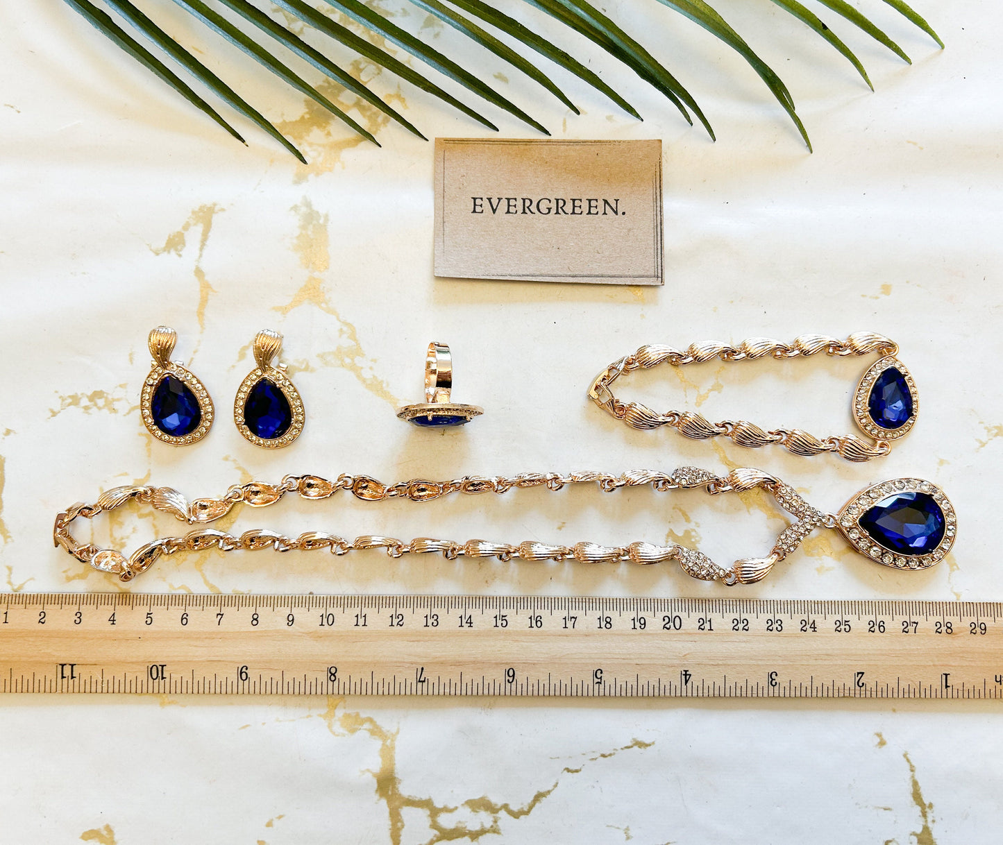 Ornate Necklace, Bracelet, Ring & Earrings Jewellery Set - Blue / Red