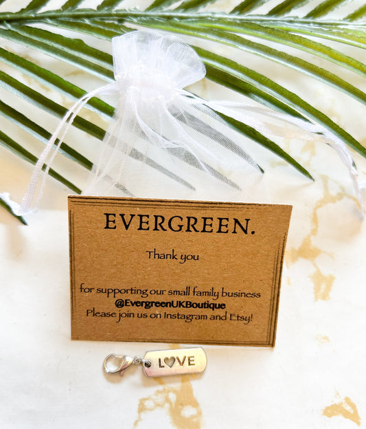 Charm / Pendant Motivational / Inspirational Words - Blessed, Believe, Trust, Dream, Family, Brave, Fearless, Hope, Faith, Love, Beautiful