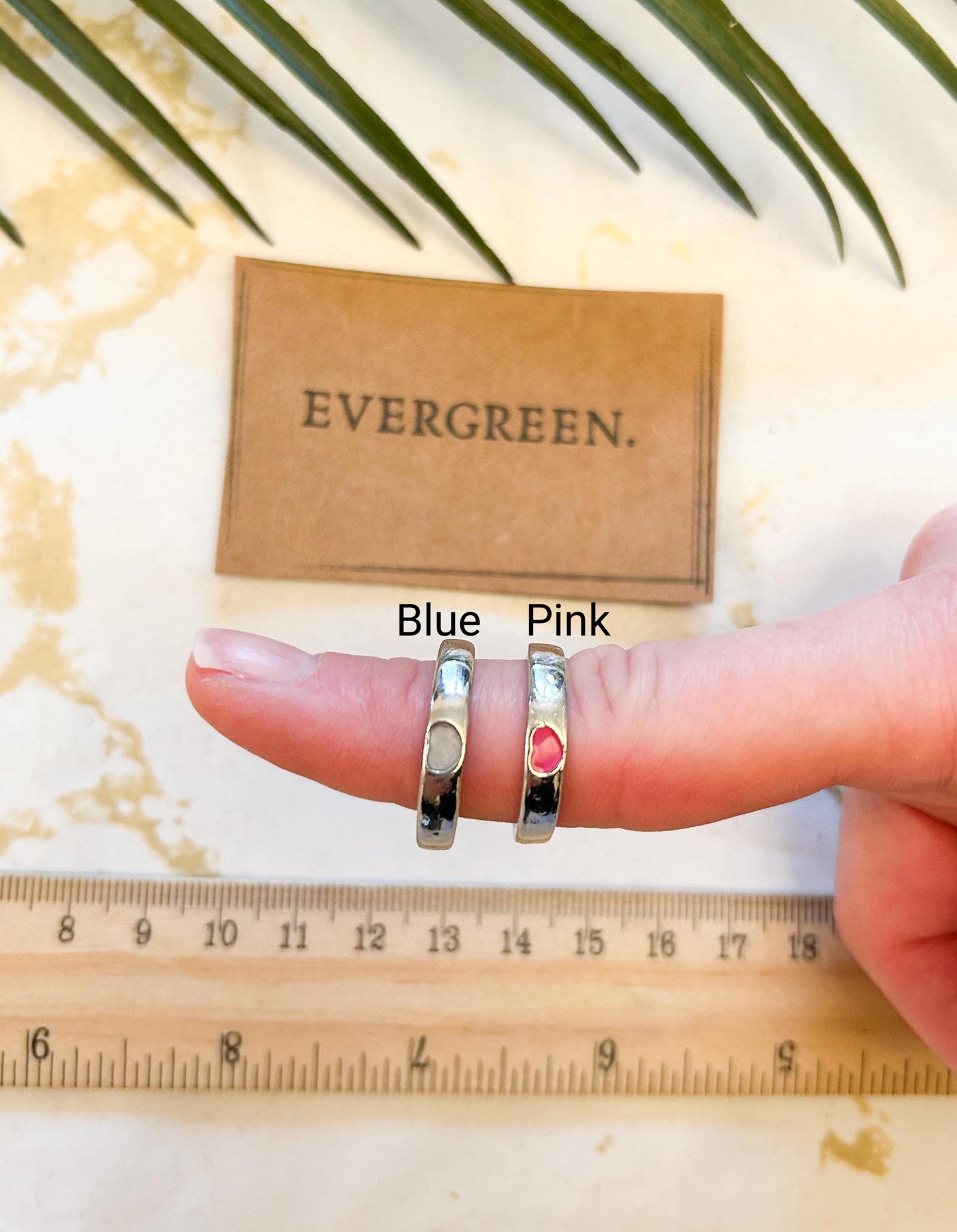 Glow In The Dark Adjustable Pink / Blue Heart Ring - Couple, Boyfriend, Girlfriend, Best Friends, Friend