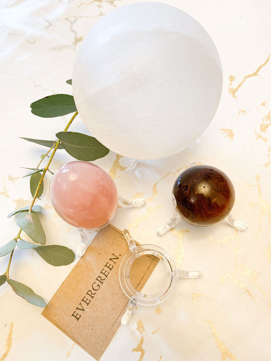 Plastic Crystal Ball / Egg Stand - Fits A Range Of Crystal Sizes