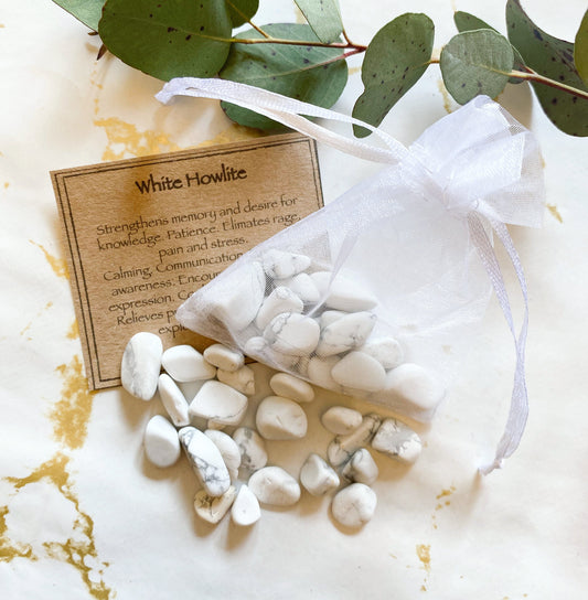 White Howlite Crystal Chips Gift Bag 20g - Patience, Calming & Communication