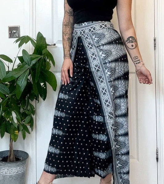 Black & White Ornate Print Wrap Trousers Skirt