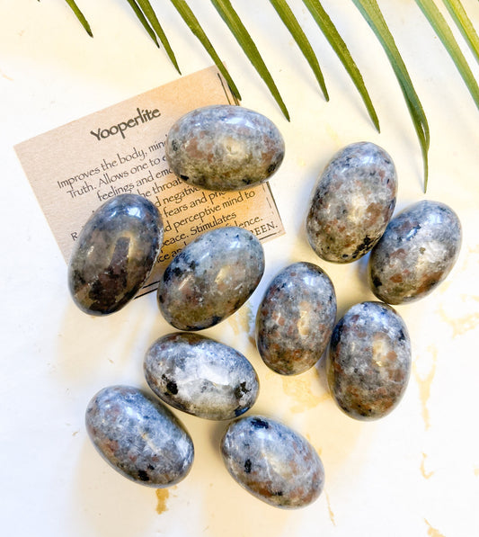 Yooperlite Crystal Tumbled Stone - Peace, Clarity & Self-Confidence