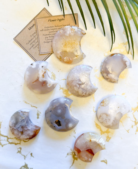 Flower Agate Crystal Moon - Calm, Harmony & Manifestation
