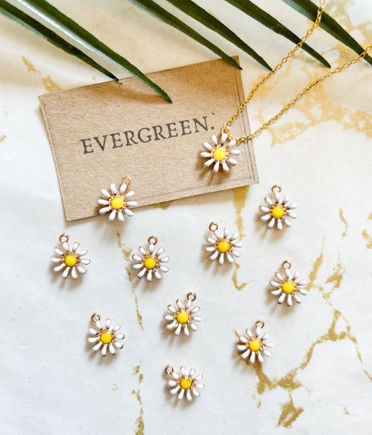 Daisy / Flower / Floral Pendant / Charm - Variety Of Chains Available!