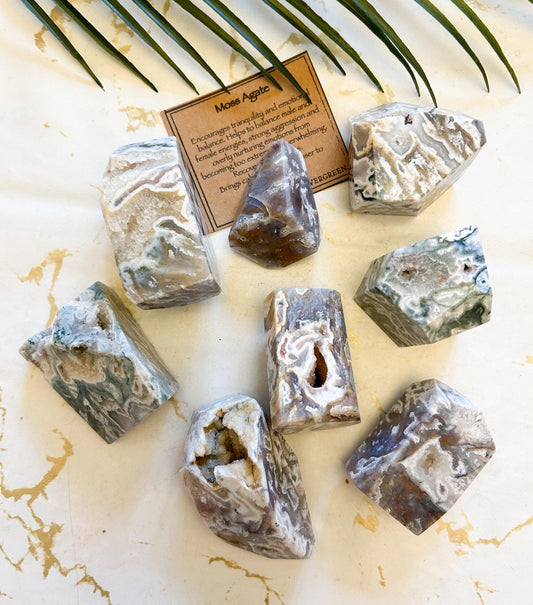 Moss Agate Crystal Carving - Tranquility, Balance & Recovery