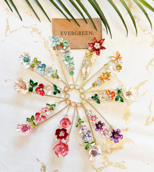Rhinestone Floral Brooch - Blazer / Dress / Shawl / Handbag Jewellery